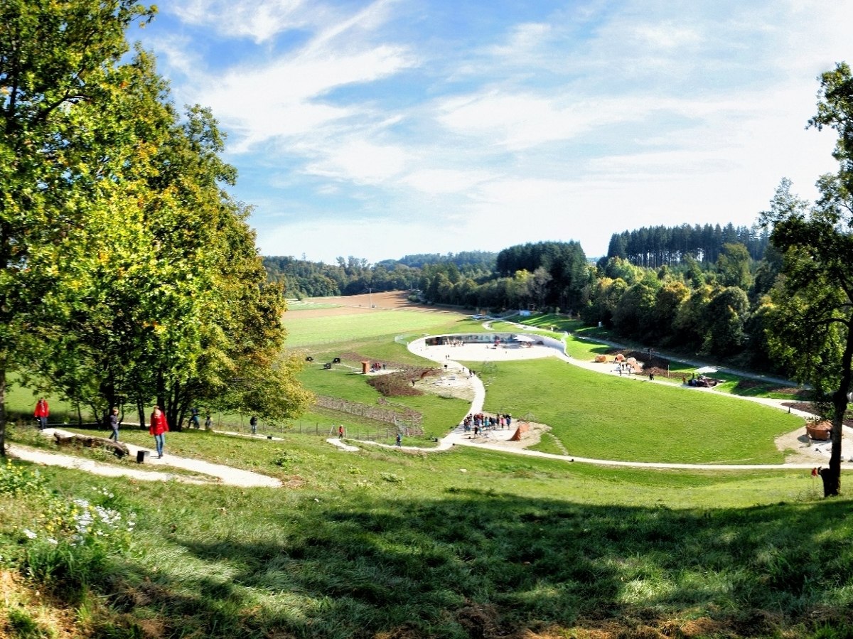 Archäopark mit Vogelherhöhle in Niederstotzingen